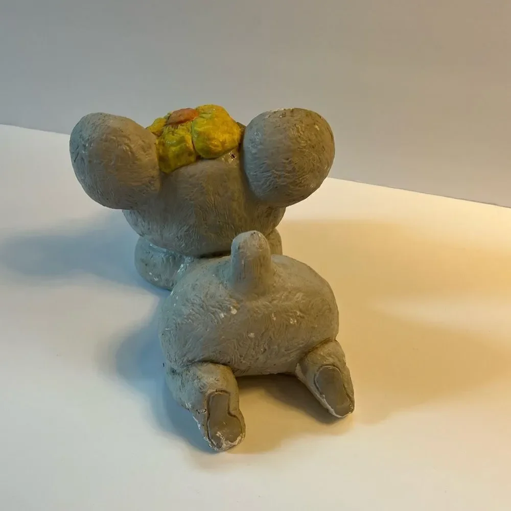 Old  Mouse - Picture 3 of 12